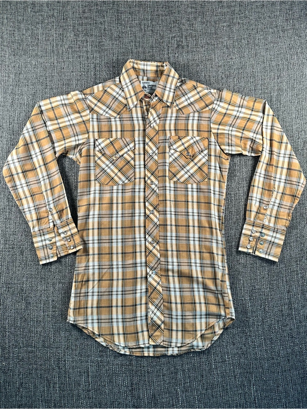 MWG Western’s Best vintage button up plaid western shirt, pearl buttons, sweet!